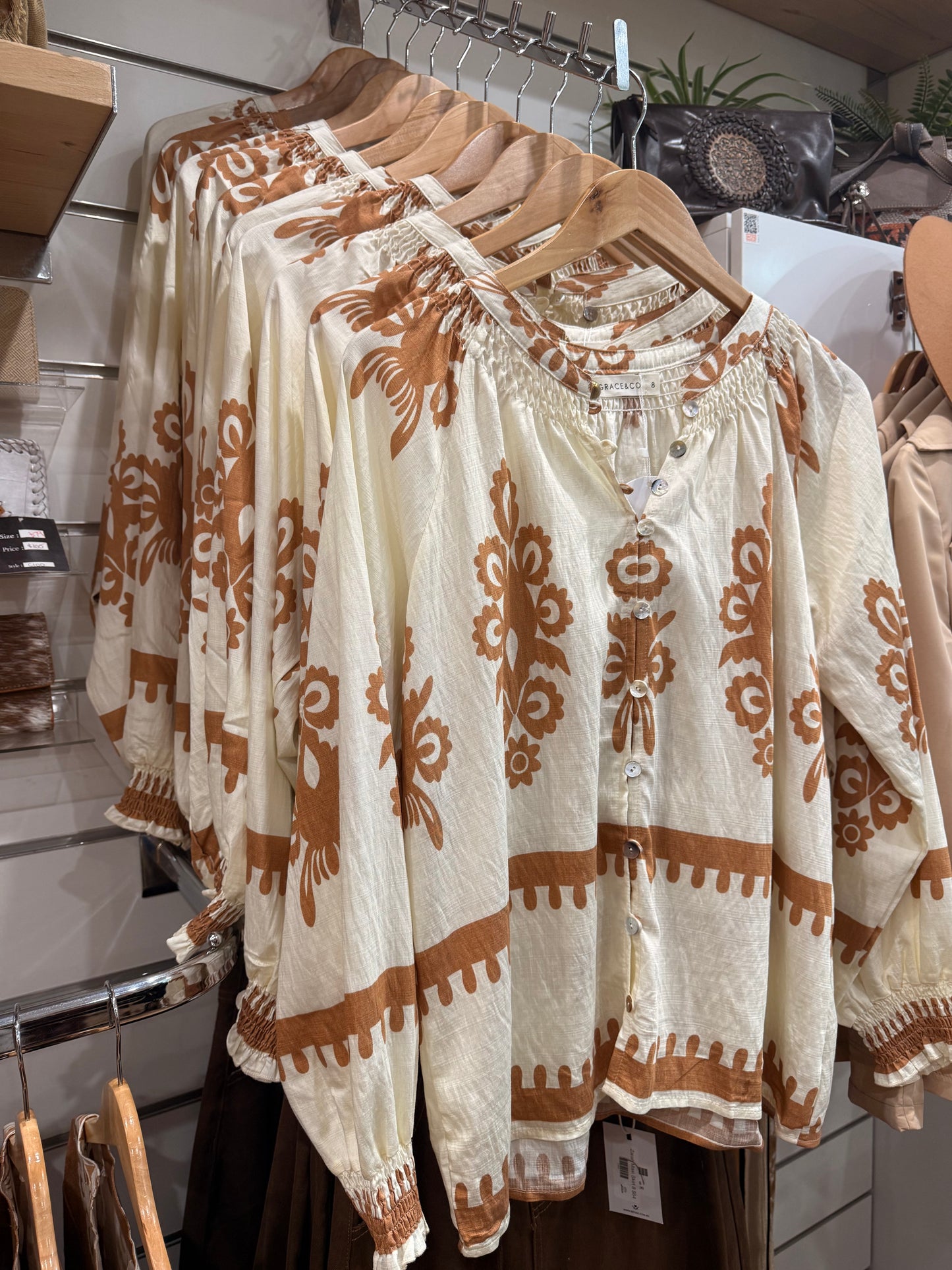 Lona Shirt - Beige