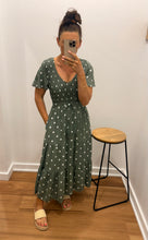 Load image into Gallery viewer, Lottie Sleeve maxi dress
