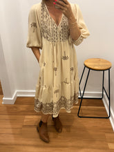 Load image into Gallery viewer, Joylin Dress
