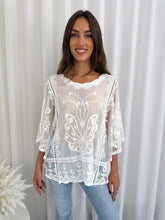 Load image into Gallery viewer, Millie Lace sleeve top - White
