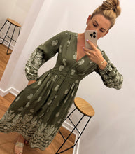 Load image into Gallery viewer, Noosa Dress
