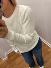 Load image into Gallery viewer, Kiama Knit - White
