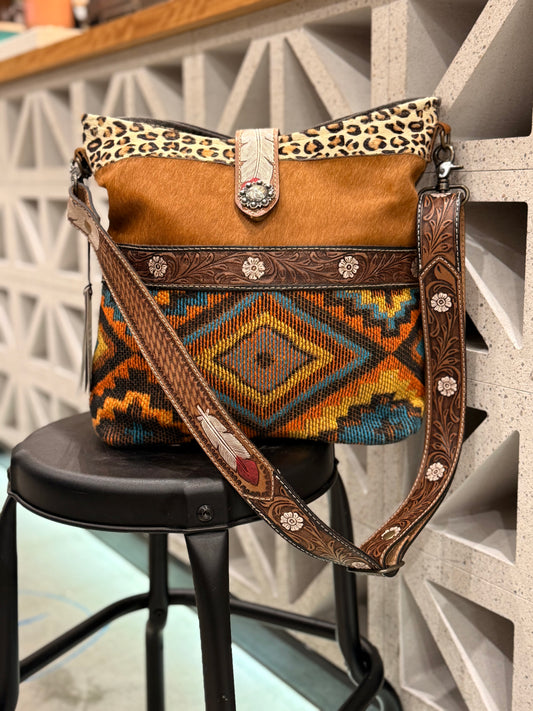 Ohana Shoulder Bag
