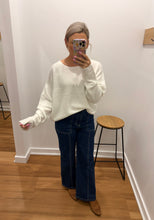 Load image into Gallery viewer, Riverford Knit - White
