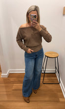 Load image into Gallery viewer, Soli Knit - Choc
