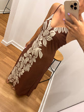 Load image into Gallery viewer, Hile Dress
