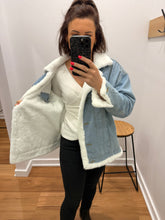 Load image into Gallery viewer, flexi reversible jacket
