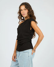 Load image into Gallery viewer, Soho tee  - Black
