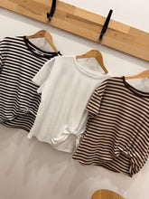 Load image into Gallery viewer, Easy Tuck Shirt - Choc/oat  Stripe
