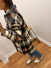 Load image into Gallery viewer, Calliat Shirt
