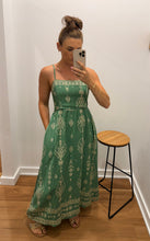 Load image into Gallery viewer, Arah strap dress - Green
