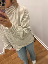 Load image into Gallery viewer, Ellington Knit - Natural
