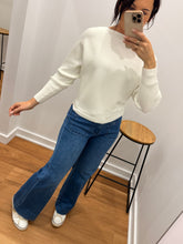 Load image into Gallery viewer, Sunday Top - White
