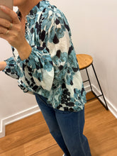 Load image into Gallery viewer, Stevie Top - Aqua Blue
