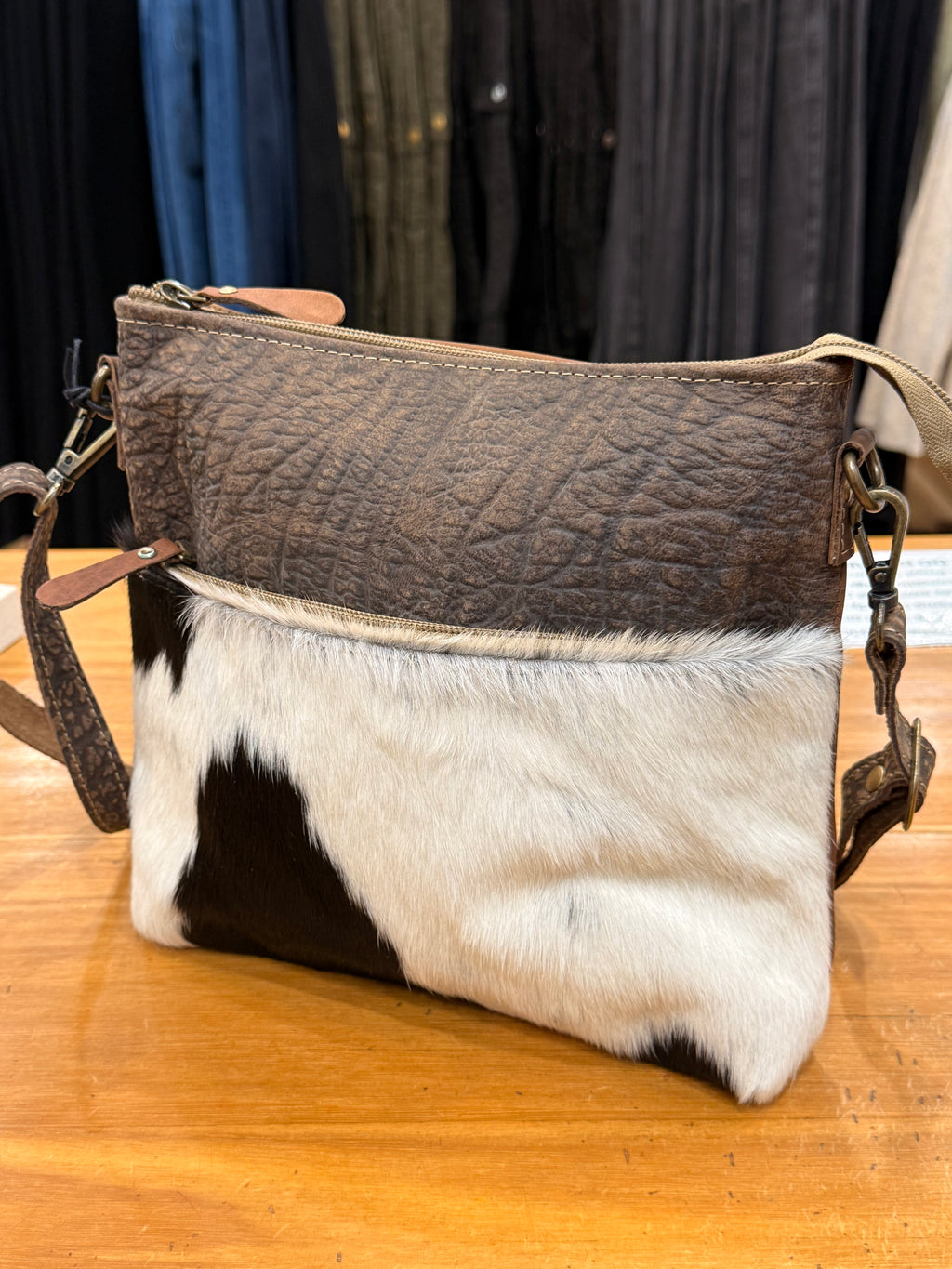 Point Rock Crossbody bag