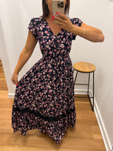 Load image into Gallery viewer, Marina maxi Dress
