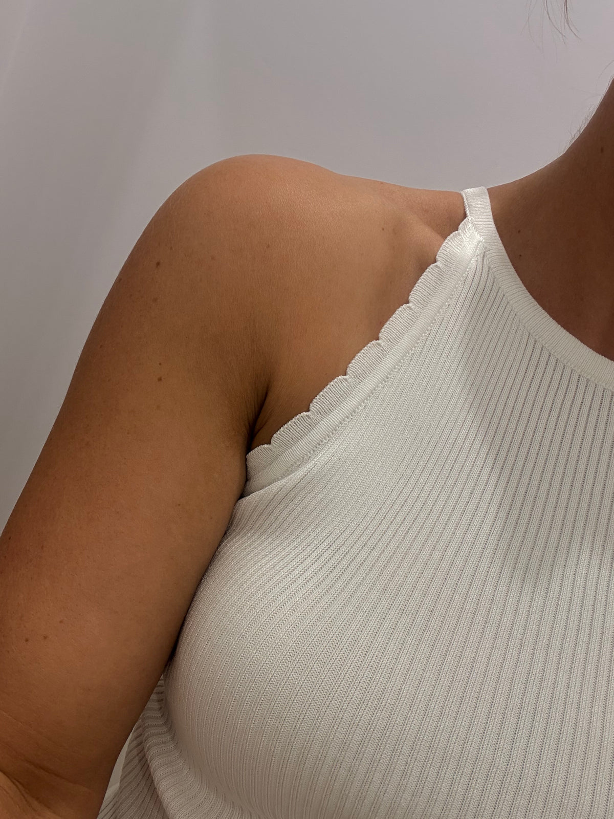 Hutton Singlet - White