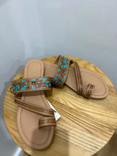 Load image into Gallery viewer, Lannie Mae Sandal - Honey
