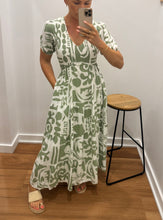 Load image into Gallery viewer, Hallie Maxi Dress - Green/white
