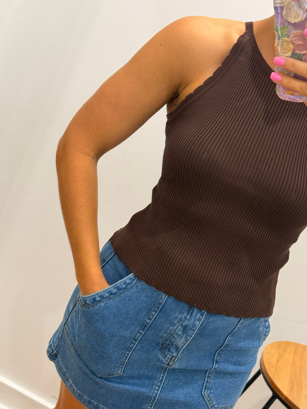Hutton Singlet - Choc