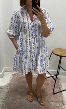 Load image into Gallery viewer, Quinta Dress
