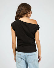 Load image into Gallery viewer, Soho tee  - Black
