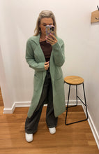 Load image into Gallery viewer, Lodge Cardi - Cardi
