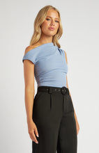 Load image into Gallery viewer, Easton Top
