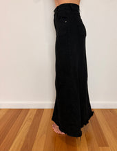 Load image into Gallery viewer, Eastwood Maxi Skirt - Black
