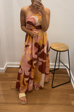 Load image into Gallery viewer, Margret Maxi Dress
