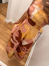 Load image into Gallery viewer, Margret Maxi Dress
