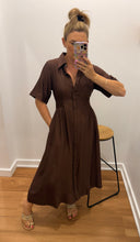 Load image into Gallery viewer, Swanson Dress - Choc
