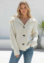 Load image into Gallery viewer, Munrow Knit - white
