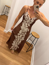 Load image into Gallery viewer, Hile Dress
