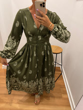 Load image into Gallery viewer, Noosa Dress
