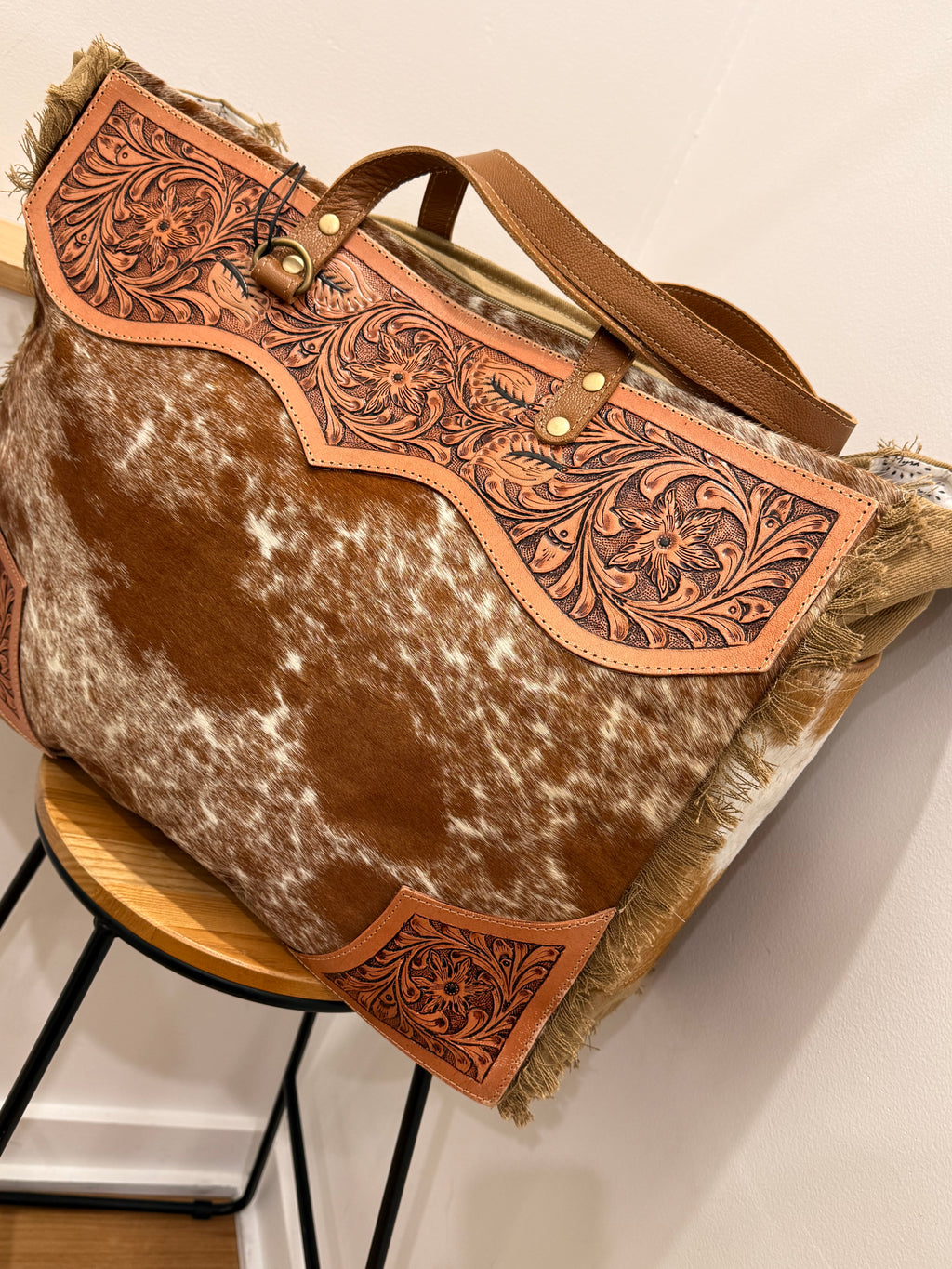 Cartwright Weekender - Tan/White