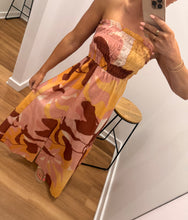 Load image into Gallery viewer, Margret Maxi Dress
