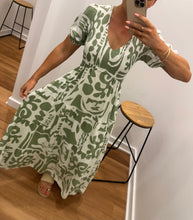 Load image into Gallery viewer, Hallie Maxi Dress - Green/white
