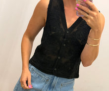 Load image into Gallery viewer, Elizah Crochet  Vest - Black

