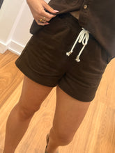 Load image into Gallery viewer, Torah Short - Choc
