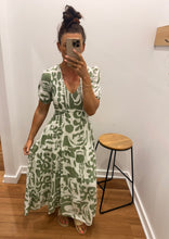 Load image into Gallery viewer, Hallie Maxi Dress - Green/white
