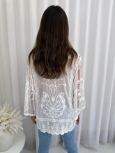 Load image into Gallery viewer, Millie Lace sleeve top - White
