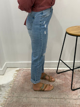 Load image into Gallery viewer, Molly Jean
