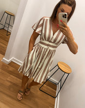 Load image into Gallery viewer, Cooper Dress - Mocha
