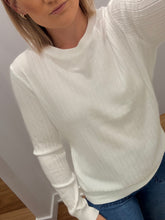 Load image into Gallery viewer, Kiama Knit - White
