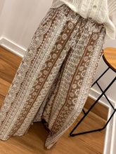 Load image into Gallery viewer, Coastal Mocha Pant
