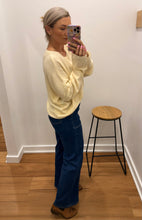 Load image into Gallery viewer, Riverford Knit - Butter
