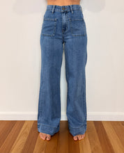 Load image into Gallery viewer, Colebee Jean - light denim
