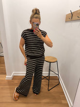 Load image into Gallery viewer, Xane Top - Choc/White
