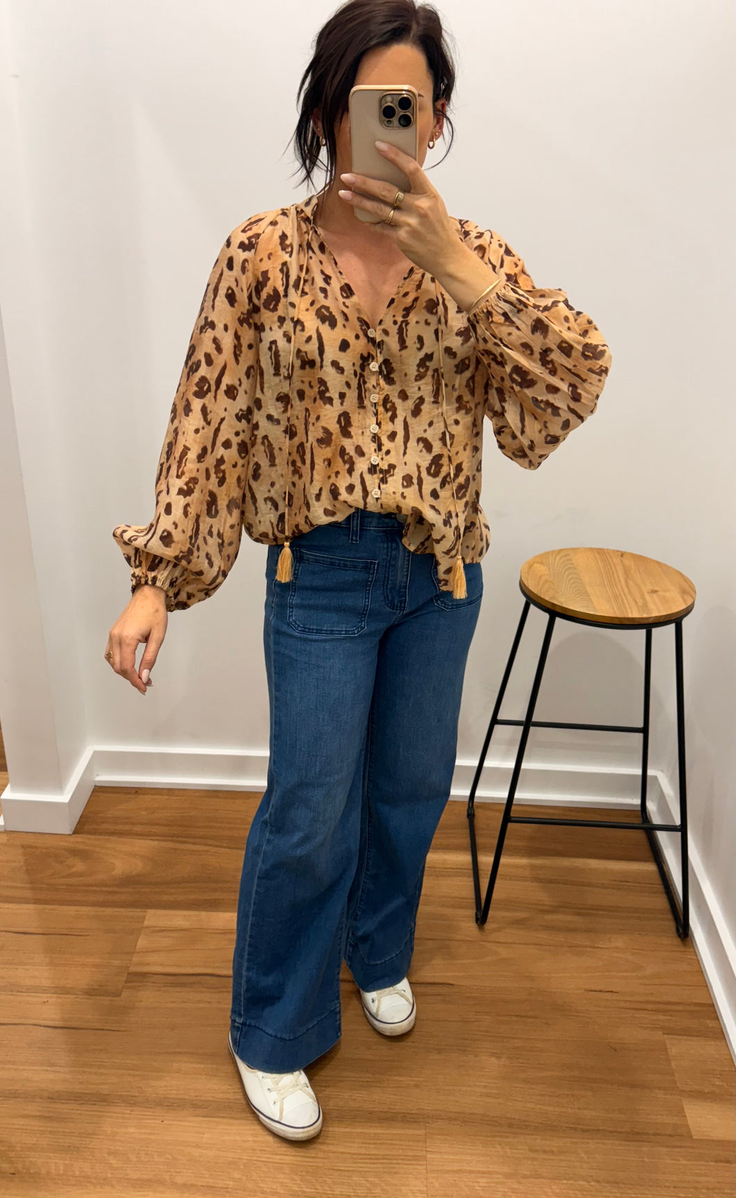 Leo Top